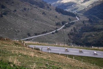 Miguel Ángel López, colombiano del Astana, ganó la etapa reina del Tour en su primera participación en la carrera francesa. Rigoberto Urán perdió tiempo y es sexto de la general. Roglic sigue líder. 