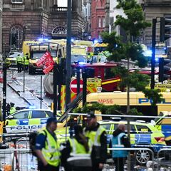 LeBron reacts to mass attack at Liverpool’s title celebration parade