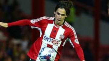 Jota Peleteiro, durante un partido con el Brentford