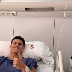 Javi Llabrés operado en Barcelona
