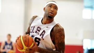 DeMarcus Cousins durante un entrenamiento con la selecci&oacute;n de Estados Unidos.