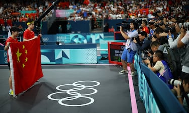 Un campeón olímpico, del éxtasis al drama: así quedo su pala tras ser pisada por un fotógrafo