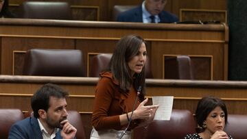 La secretaria general de Podemos, Ione Belarra, interviene durante una sesión de control al Gobierno, en el Congreso de los Diputados, a 7 de febrero de 2024, en Madrid (España). El presidente del Gobierno y el ministro de Agricultura, Pesca y Alimentación, responden hoy en la primera sesión de control del Congreso en 2024 a preguntas de la oposición sobre las últimas protestas del sector agrícolas y los ataques que transportistas españoles han sufrido en la frontera de Francia por parte de agricultores galos.
07 FEBRERO 2024;CONGRESO;AGRICULTORES;DEBATE;PRIMERA SESIÓN DE CONTROL;GOBIERNO
Eduardo Parra / Europa Press
07/02/2024
