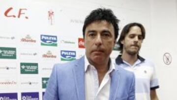 Pina sigue: "Mi marcha del Granada sería perjudicial"