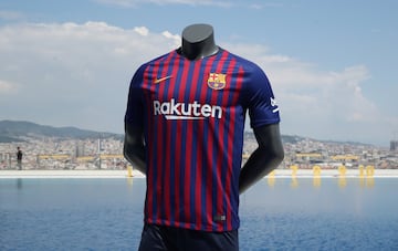 El Barça presenta la equipación para la temporada 2018/19