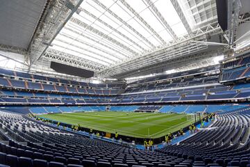 La pelota vuelve a rodar en el feudo blanco tras unas jornadas jugando fuera de casa. Los blancos reciben al Getafe con el nuevo aspecto del Bernabéu como protagonista.