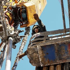 How much oil does the US import from Russia?