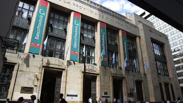 Vista de la sede central del Banco de la Provincia de Buenos Aires (Argentina). EFE/David Fernández/Archivo