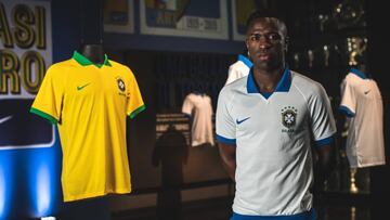 Vinicius Junior posa con la nueva camiseta que Brasil usar&aacute; en la Copa Am&eacute;rica.