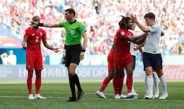 Harry Kane recibe una falta flagrante de Aníbal Godoy y el árbitro no dudó en señalar penalti. El propio Harry Kane volvía a anotar desde los 11 metros