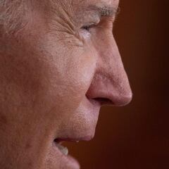 What are the US sanctions on Russia over the war in Ukraine?