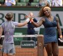 Serena Williams arrasa y es finalista ante Maria Sharapova