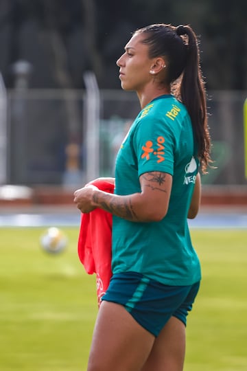 La Selección Femenina de Brasil sigue trabajando con miras a la final de la Copa América ante Colombia. El partido será este sábado en el Alfonso López.