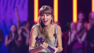 Taylor Swift won several awards at the 2026 iHeartRadio Music Awards on Thursday, and she contributed the album’s “free and happy” vibe to her fiancé.