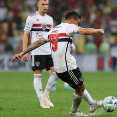 Dorival espera al mejor James: ¿Cerca su primera titularidad?