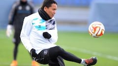 Directo: Con Bacca en el banco, Sevilla se mide ante el Rayo