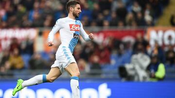 Mertens entrena sin problemas a dos días del Madrid