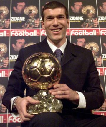 Balón de Oro en 1998.