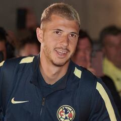 Guido Rodríguez bromea con Guardado por 'envidia' al América