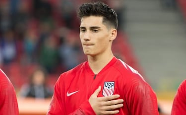 Jugó en Alemania y Portugal, estuvo cerca de la Roja y hoy se retira con apenas 25 años: sorpresa