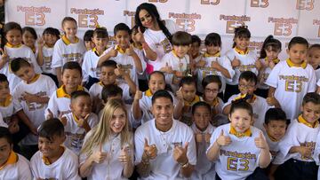 Carlos Salcedo creó una fundación para ayudar a la niñez