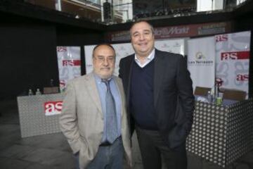 Encuentro con los Ases en el Centro Comercial de Las Terrazas. Alfredo Relaño y Miguél Ángel Ramírez.