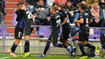 Óscar celebra su gol