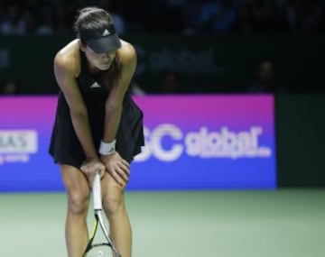 Ana Ivanovic venció a Simona Halep, pero igual quedó eliminada del Masters.