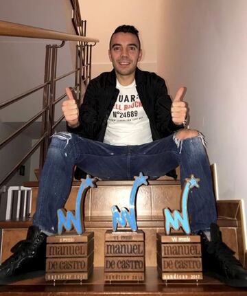 Iago muestra orgulloso sus tres premios Manuel de Castro, que rinden homenaje al mejor celtista en el año natural. 
Aspas es celtista de corazón y en alguna ocasión ha declarado: 'Me considero un buen celtista y por lo tanto antideportivista. Nunca me alegraré de una victoria del eterno rival'