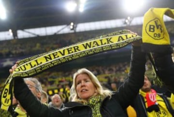 Imágenes de la antesala del duelo Dortmund-Mónaco en el Signal Iduna Park.