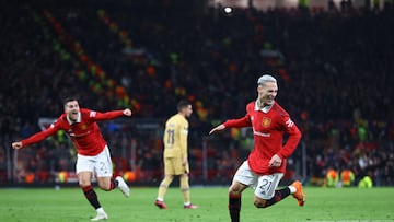 Antony celebra su gol al Barcelona.