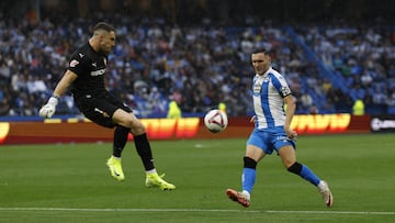 Lucas Pérez dio el pase del empate del Deportivo ante el Sporting.