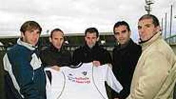 <B>PASADO AZULGRANA</B>. Padilla, Duré, Óscar Montiel, Toril y Juanlu, ex del Extremadura en el Albacete.