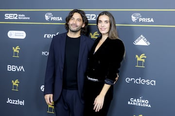 Ona Carbonell y su pareja en la alfombra de los Premios Ondas 2024.