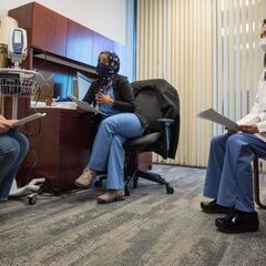 El testimonio de una voluntaria de la vacuna de Moderna: "Si sale mal, qué le vamos a hacer"