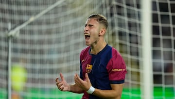 El centrocampista del Barcelona Fermín López, durante el partido de LaLiga que FC Barcelona y Sevilla FC han disputado este domingo en el estadio Lluis Companys.