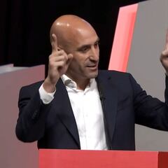 La madre de Rubiales, en huelga de hambre: “Es una cacería inhumana”