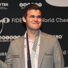 Magnus Carlsen domina la Premier: el ajedrecista, número 1 mundial de fútbol virtual