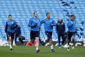 James sería una de las alternativas de Zidane para visitar al City