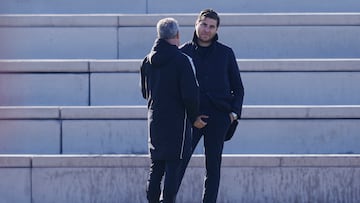 17/01/25 GRANADA CF ENTRENAMIENTO
Matteo Tognozzi habla con Fran Escriba
