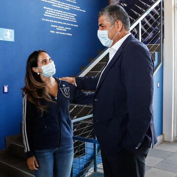 El estratega visitó las instalaciones del Centro Deportivo Azul junto a Luis Roggiero. También conoció a algunos futbolistas del plantel.