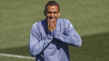 Danilo durante el entrenamiento del Real Madrid