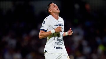 Rogelio Funes Mori of Pumas during the Quarterfinals first leg match between Pumas UNAM and Cruz Azul as part of the Torneo Clausura 2024 Liga BBVA MX at Olimpico Universitario Stadium on May 09, 2024 in Mexico City, Mexico.