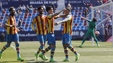 Roger da una sufrida victoria y dispara al Levante a Primera