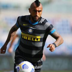 "Insustituible": el análisis de la prensa italiana al rol de Vidal