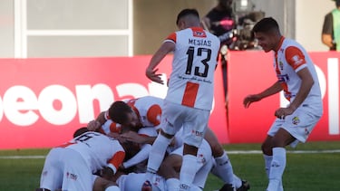 El mejor equipo de Chile y un DT especial