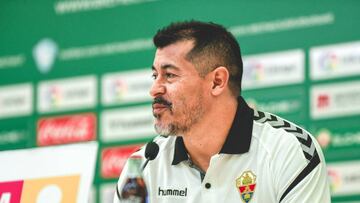 Almirón supera las pruebas y espera dirigir al Elche en Ipurúa