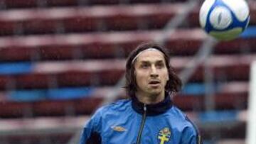 Moratti descarta un intercambio Ibrahimovic-Etoo