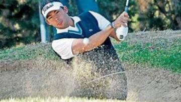 <b>EN FORMA. </b>Larrazábal, en un bunker ayer en el Club de Campo.