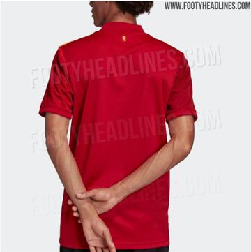 La web www.footyheadlines.com, especializada en ropa deportiva, ha revelado la que será la equipación de la Selección para la próxima Eurocopa.